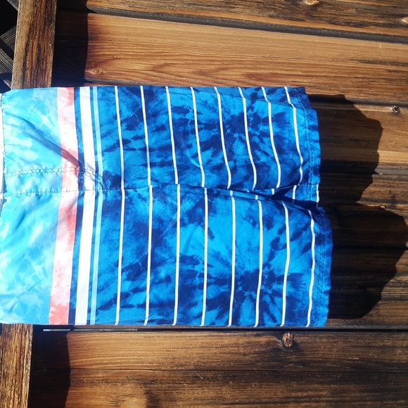 George Blue striped tiedye pattern shorts - Picture 3 of 6